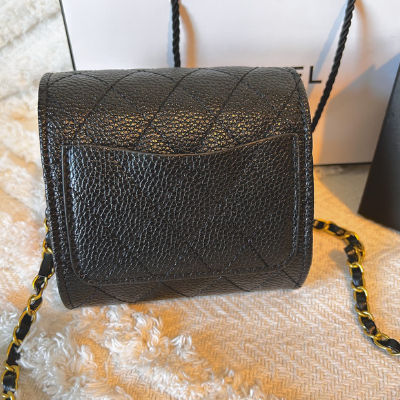 Chanel GWP Luxury CC Logo Wallet Coin Purse Black Gold Hardware Cosmetic Bag - Picture 4 of 5